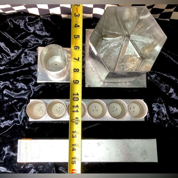 Vintage New Old Stock Metal Candle Molds Various Sizes As Shown - Picture 10 of 12